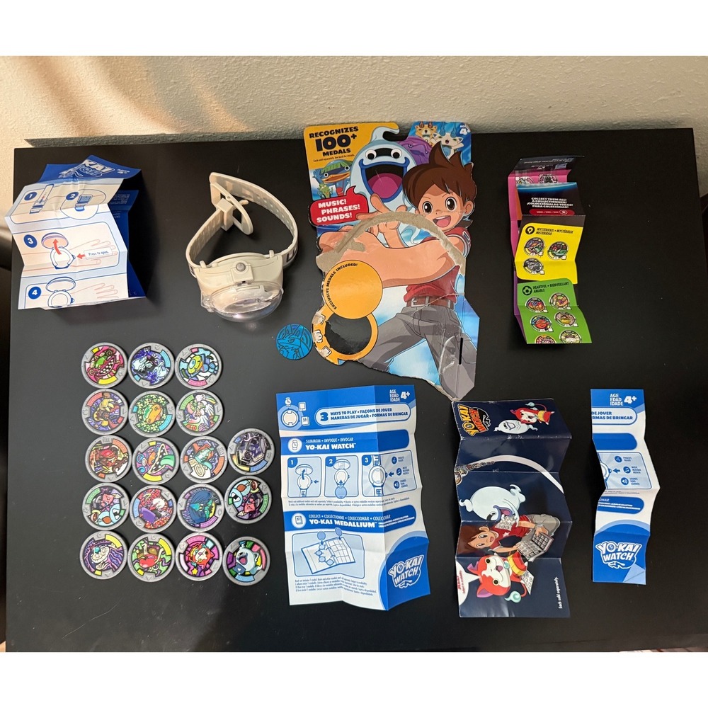 Hasbro Yo-Kai Watch Toy White 17 Medals Sound Effects WORKS